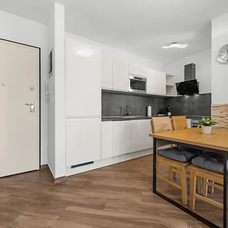 Sol Y Mar Apartment *